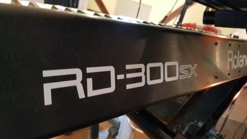 Roland300Sx